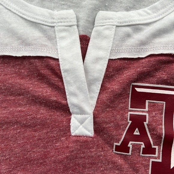 NWT 5th & Ocean size Large Texas A&M Logo Women’s T-shirt New Red White V-Neck - Picture 7 of 8